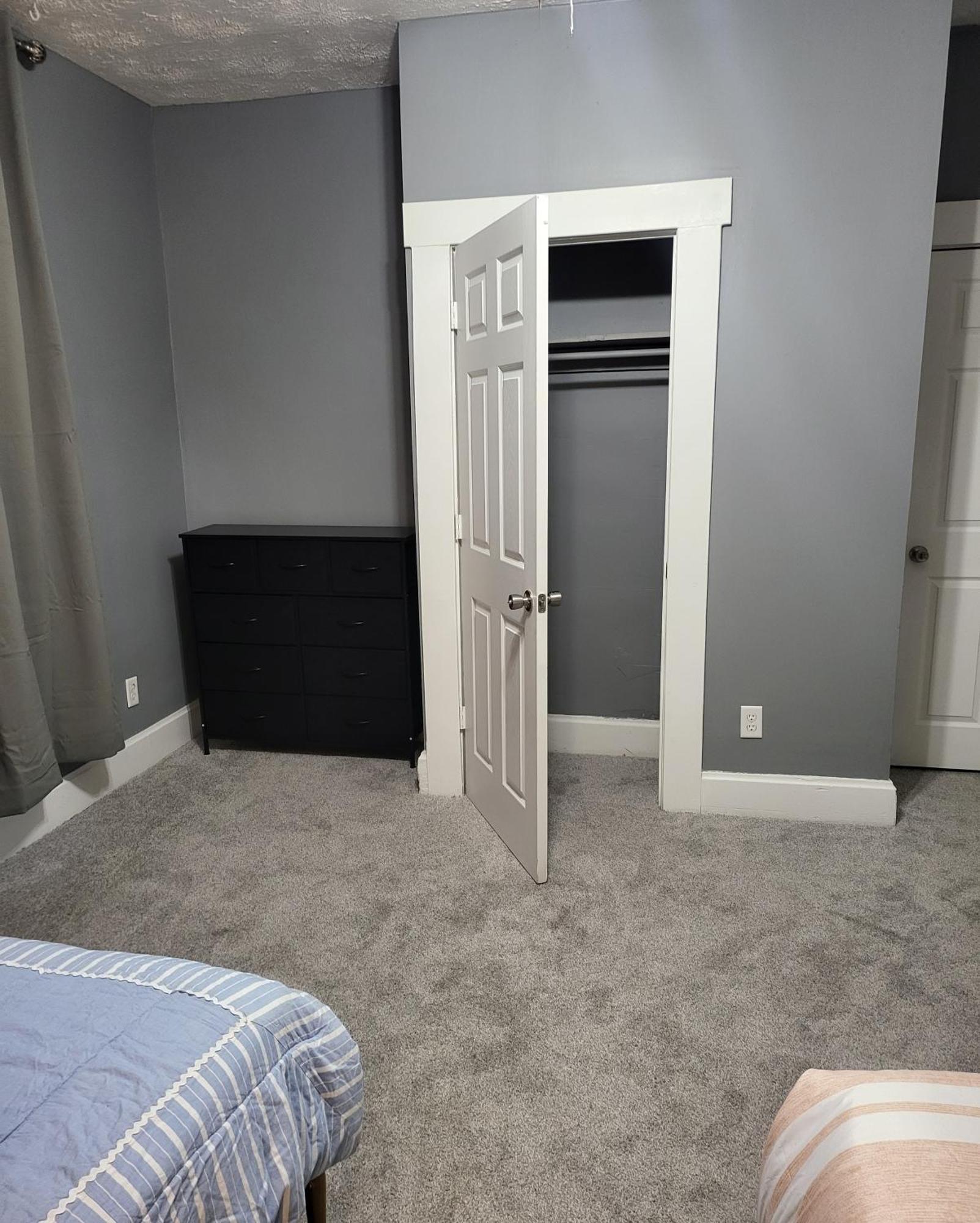 Guest Room With Two Double Beds In Columbus Oh, Airport Location Extérieur photo